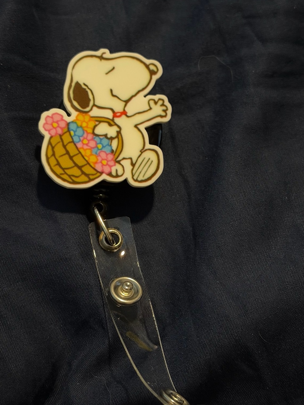 Snoopy Floral Basket Retractable Badge Reel - White